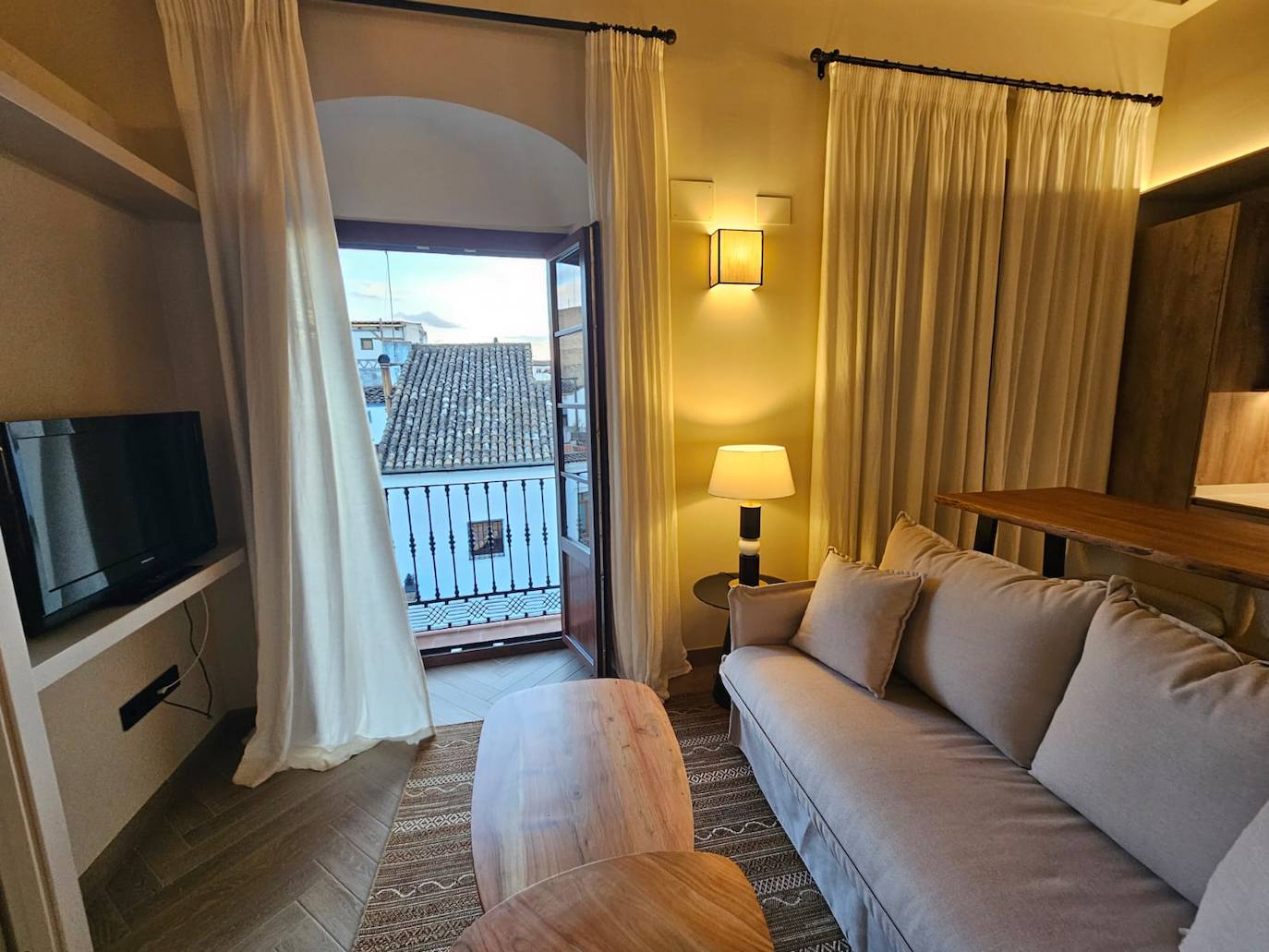 Fotos: los espectaculares nuevos apartamentos turísticos de la plaza del Potro