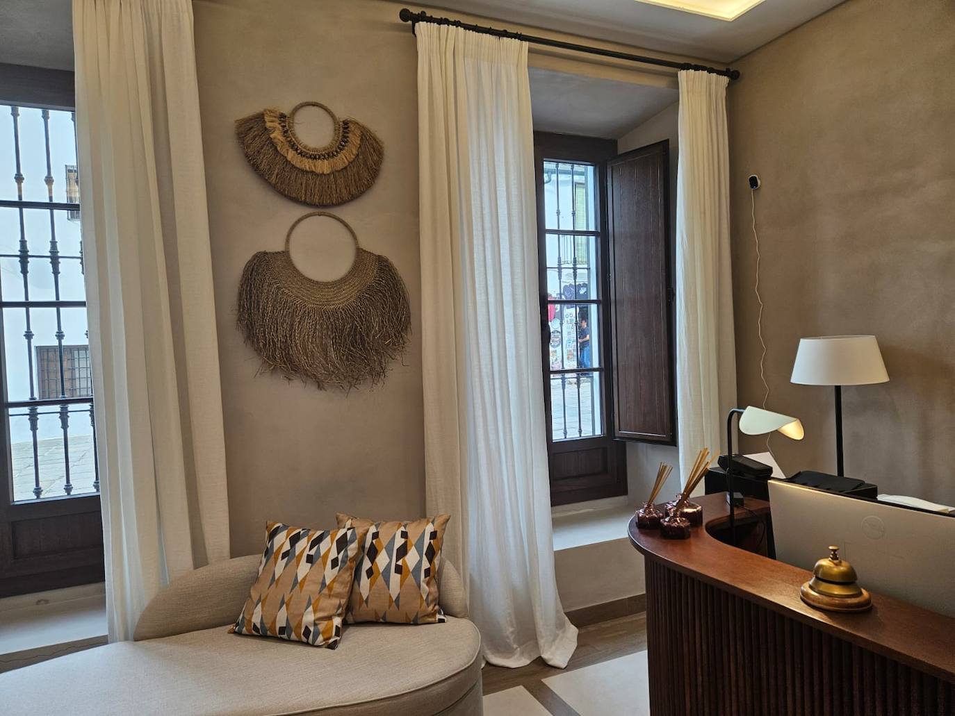 Fotos: los espectaculares nuevos apartamentos turísticos de la plaza del Potro