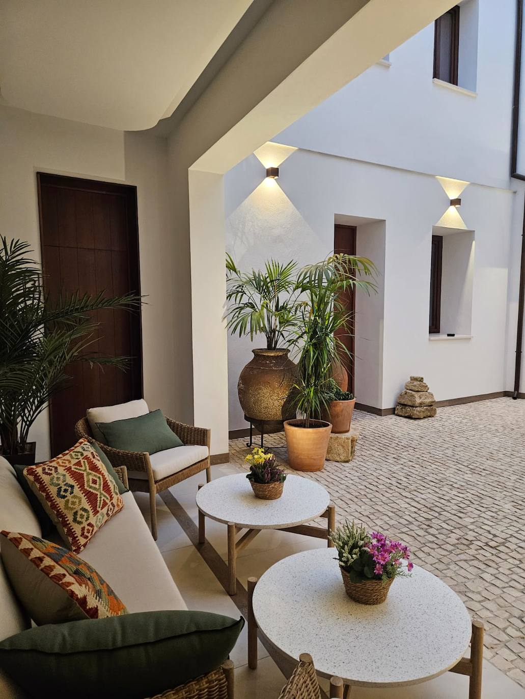 Fotos: los espectaculares nuevos apartamentos turísticos de la plaza del Potro