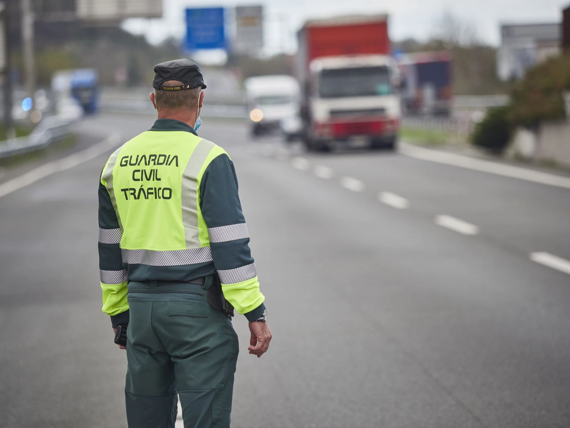 Un agente de la Guardia Civil de Tráfico en una imagen de archivo