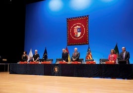 Sergio Sánchez, director de Aguas de Alicante, recibe el premio 'Empresa-Universidad' de los Postgrados de la UA