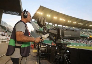 Horario y dónde ver por televisión el Córdoba CF - Racing de Ferrol
