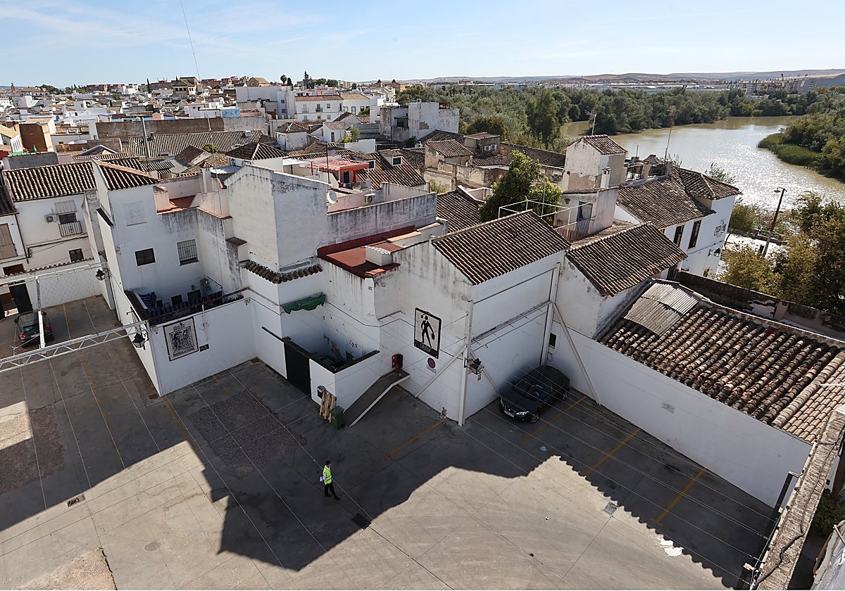 Imagen del solar sobre el que se levantará el hotel del parking de Bodegags Campos
