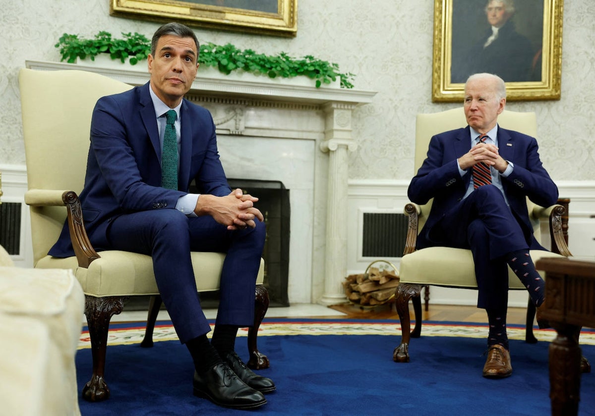 El presidente del Gobierno, Pedro Sánchez, con el estadounidense Joe Biden, en una imagen de archivo