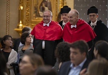 José Luis Bonet y Miquel Roca, doctores honoris causa por la Universidad Abat Oliba