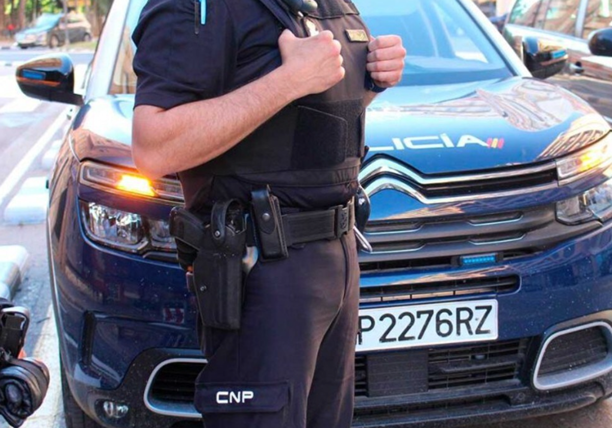 Agente de la Policía Nacional en foto recurso