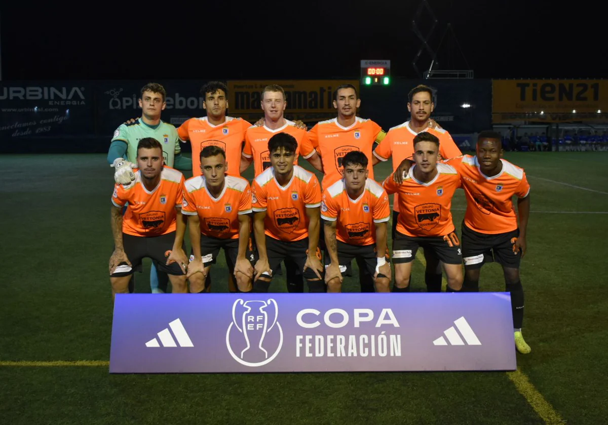 Once inicial del CD Cazalegas ante la UD Santa Marta