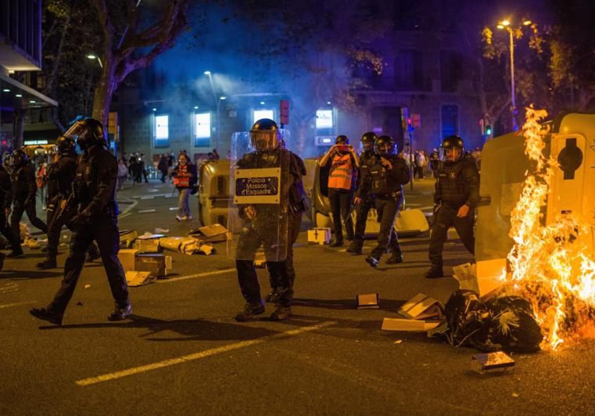 Algaradas en Barcelona tras la sentencia del 1-O