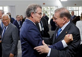 Feijoó promoverá un plan de vivienda «que no proteja» a los okupas