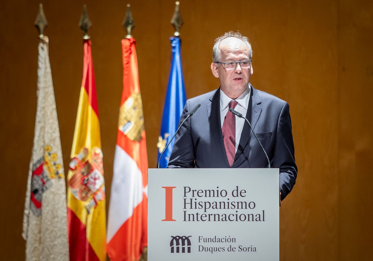 Johannes Kabatek, en el momento de recibir el galardón