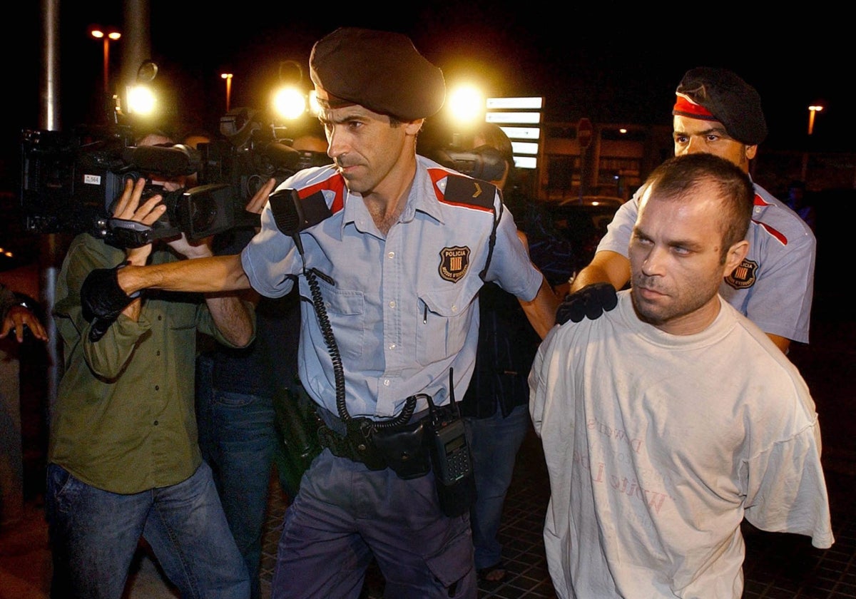 Pedro Jiménez, asesino de Silvia y Aurora, custodiado por los Mossos d'Esquadra
