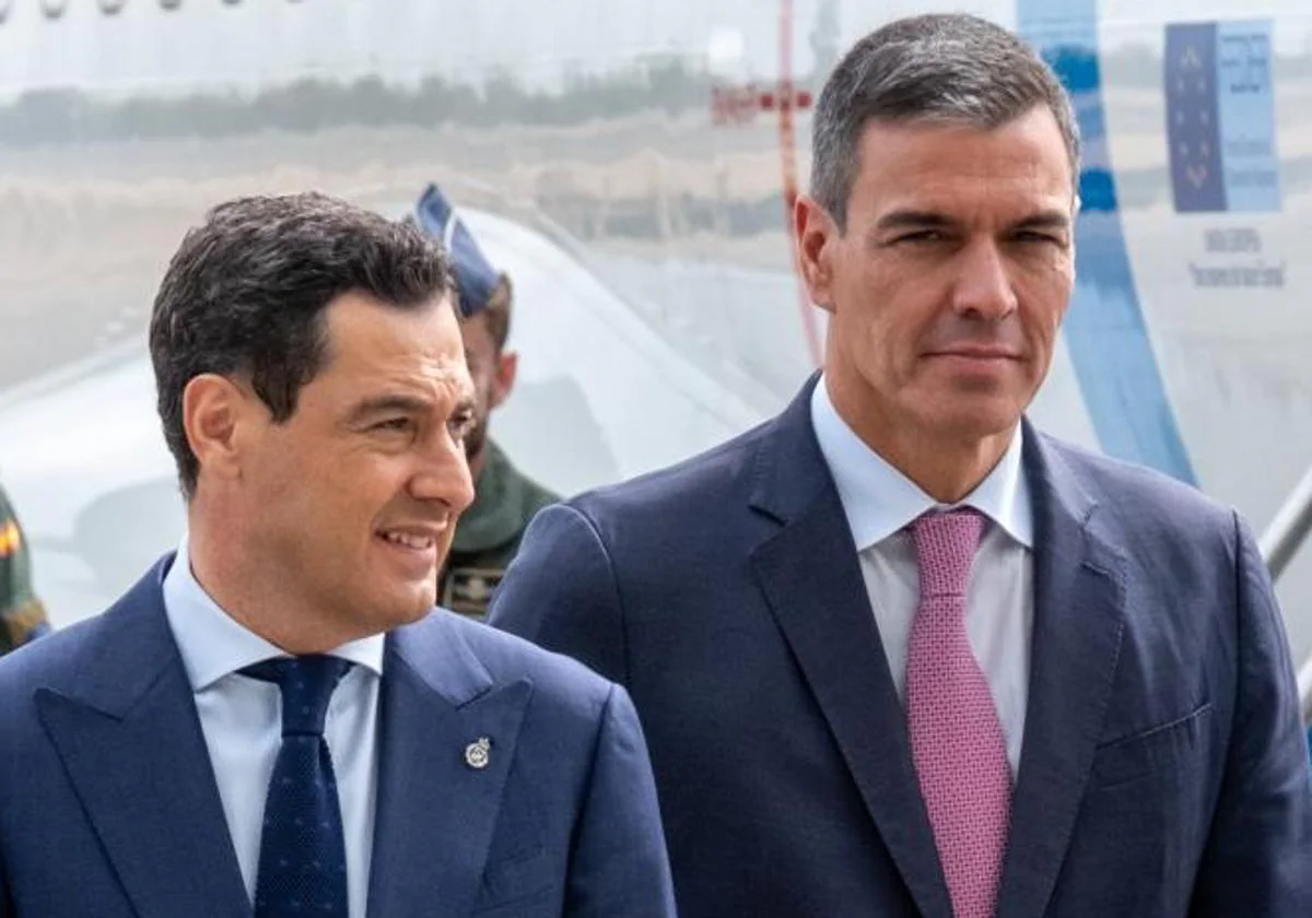 Pedro sánchez junto a Juanma Moreno, en una imagen de archivo