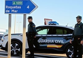 El detenido por la muerte violenta de una mujer en Almería era su pareja e intentó suicidarse después de matarla