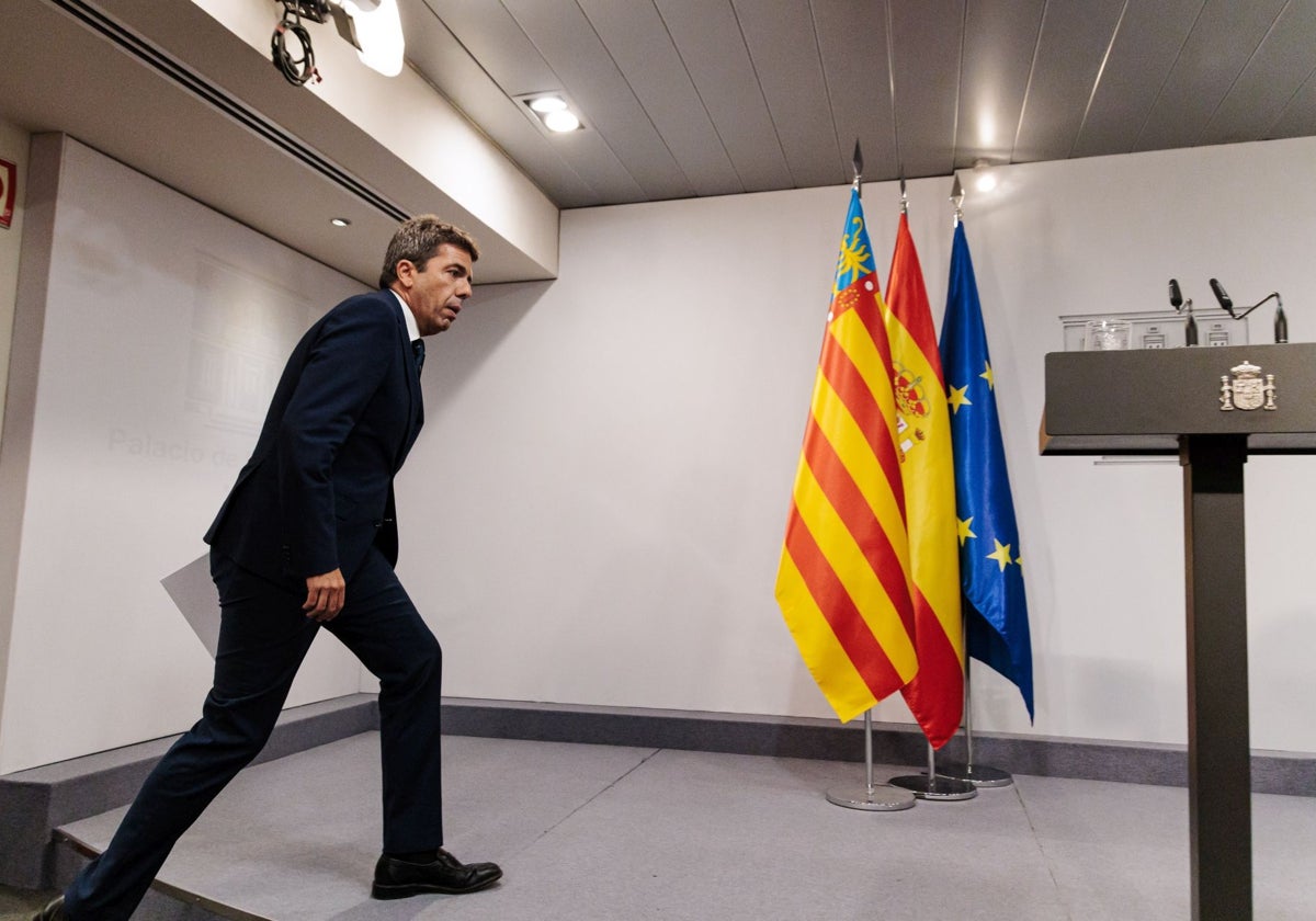 Imagen del presidente de la Generalitat Valenciana, Carlos Mazón, tomada en en el Palacio de la Moncloa