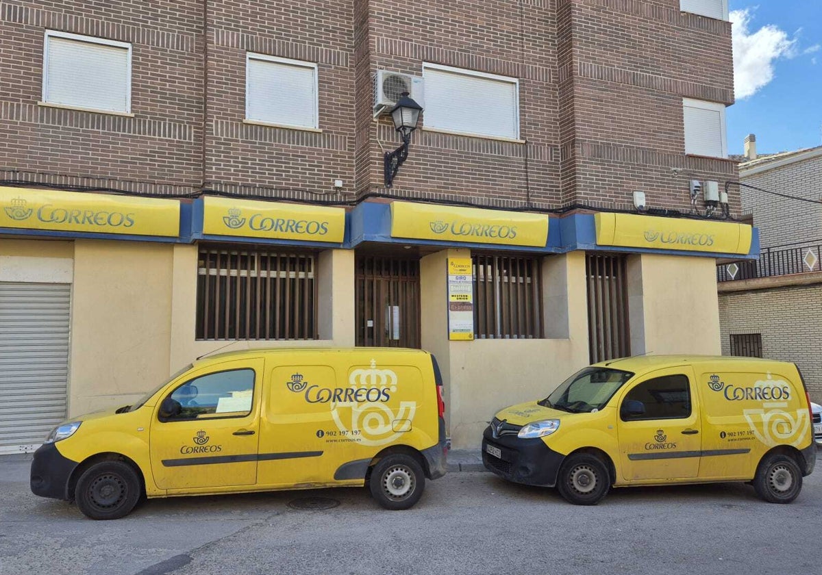 El Ayuntamiento de Huete, en contra de la reducción de la oficina de correos en la localidad