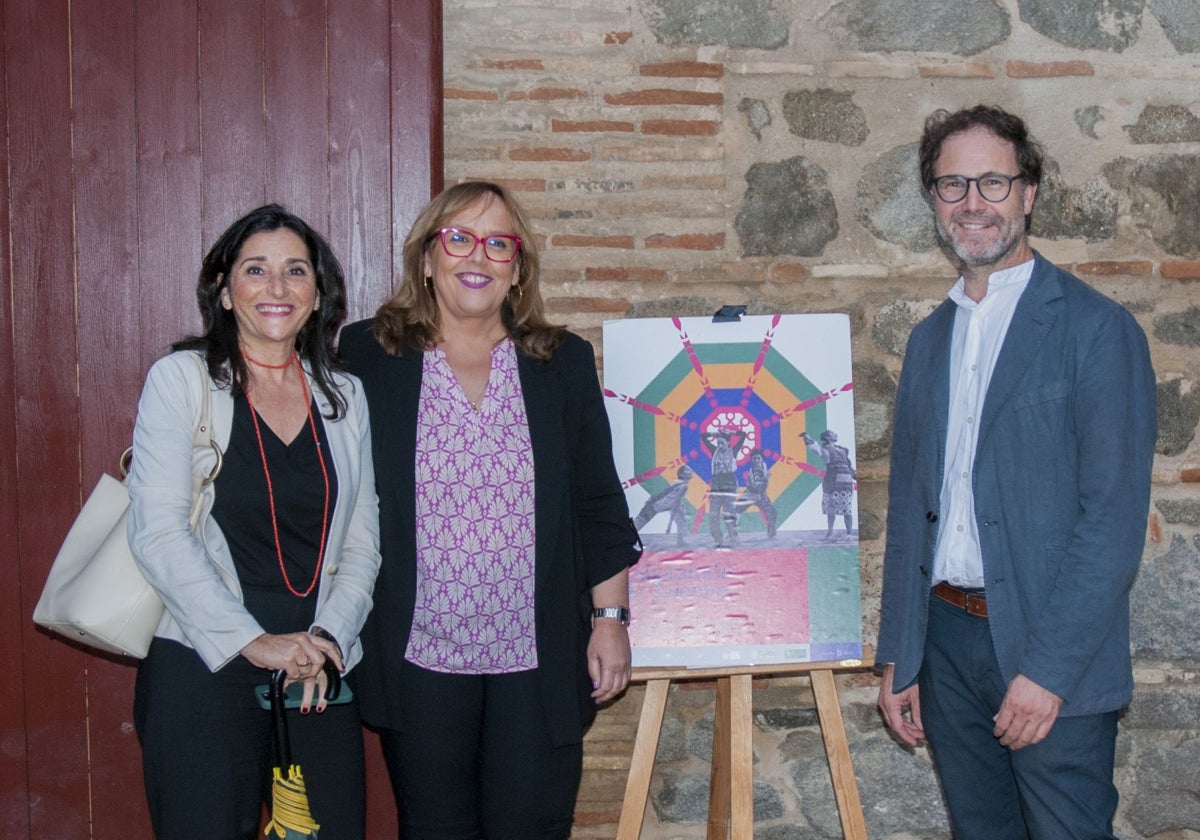 Carla Avilés, directora general de la Fundación Globalcaja HXXII; Carmen Teresa Olmedo, viceconsejera de Cultura de la Junta; y Jesús Corroto, gerente del Consorcio de Toledo