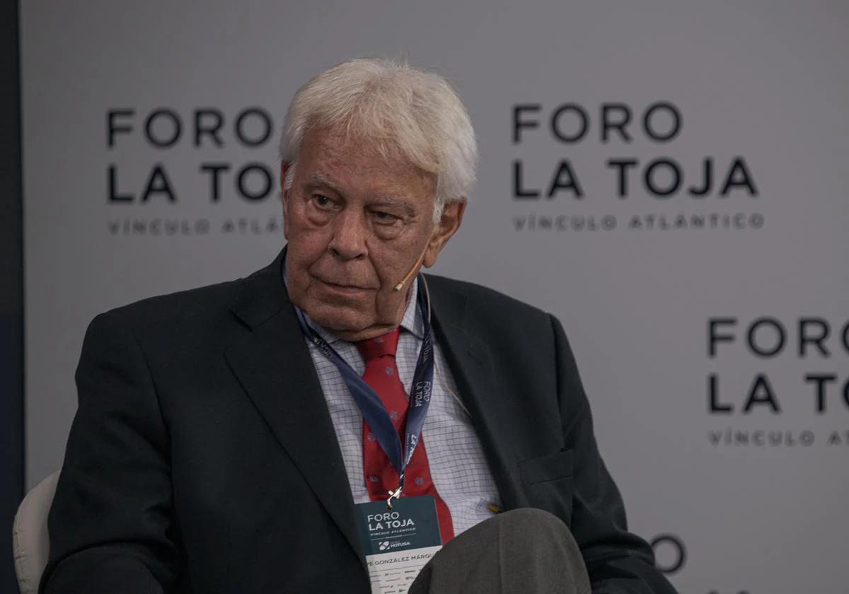 El expresidente del Gobierno Felipe González duranto el Foro La Toja, el pasado 3 de octubre