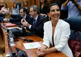 Más Madrid bromea sobre la destitución de Monasterio: «Al final son los tuyos los que te han quitado el sillón»