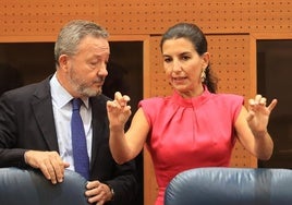 Monasterio suaviza su tono y discurso en su primer choque con Ayuso tras ser destituida como presidenta de Vox en Madrid
