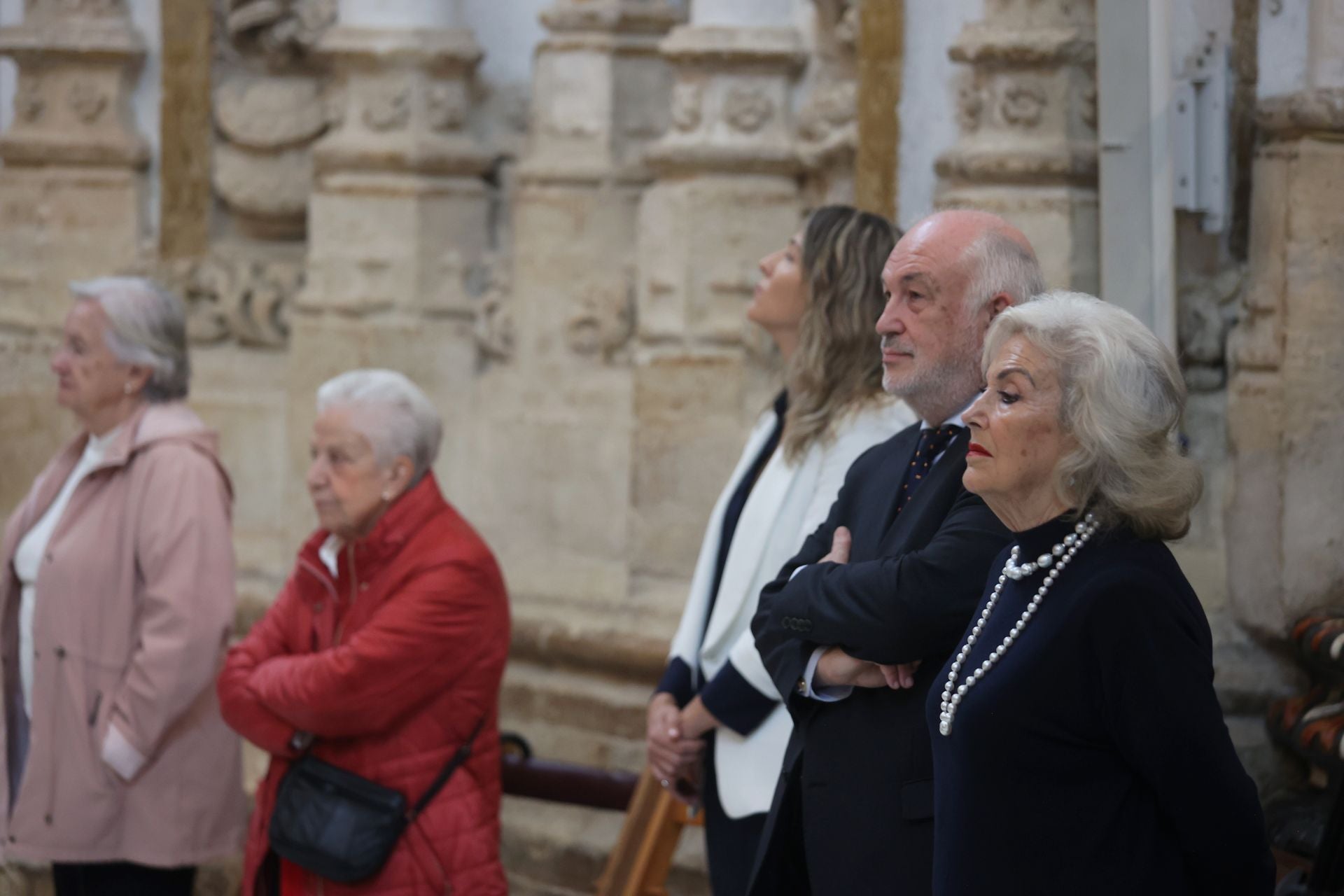 La solemne misa de acción de gracias del Dulce Nombre en la Catedral de Córdoba, en imágenes