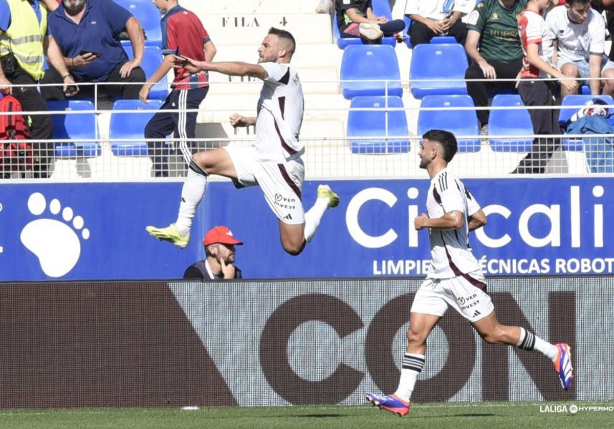 Higinio marcó los dos goles del Albacete en 'El Alcoraz'