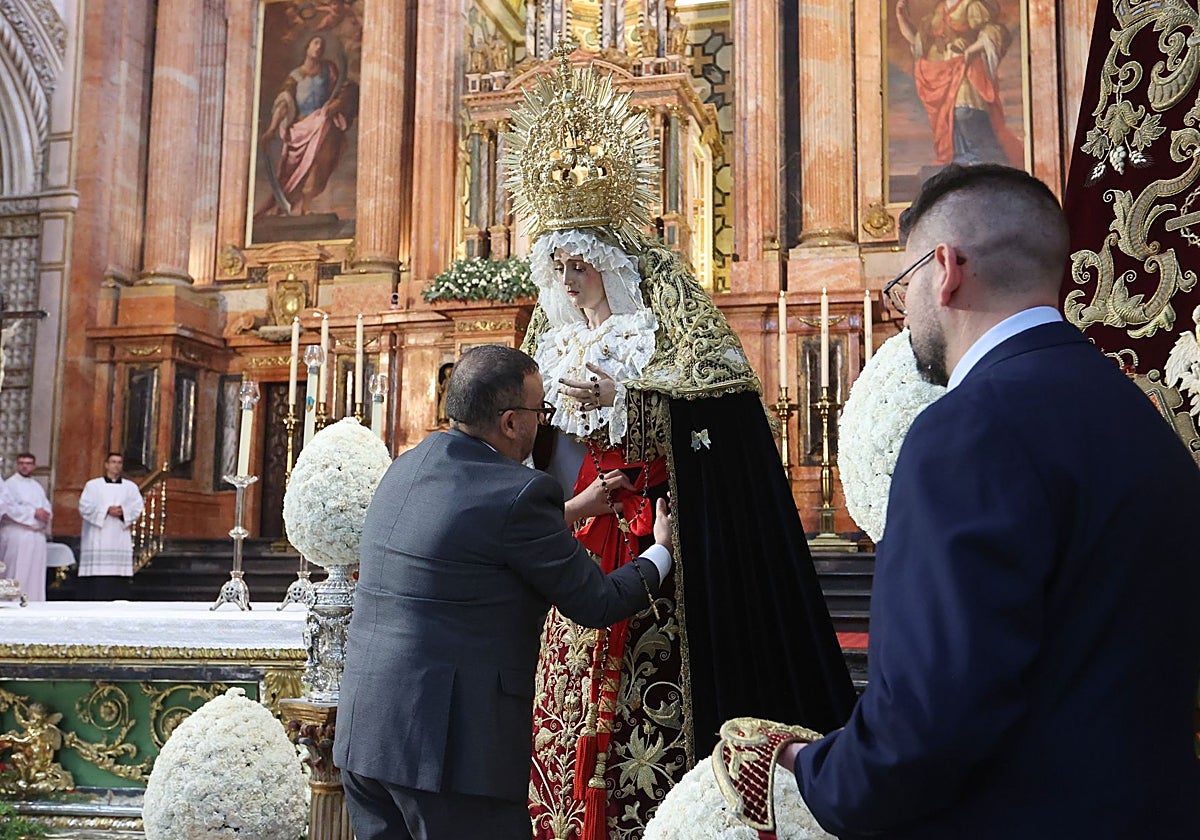 Imposición de la faja de General a la Virgen del Dulce Nombre, este domingo en la Catedral