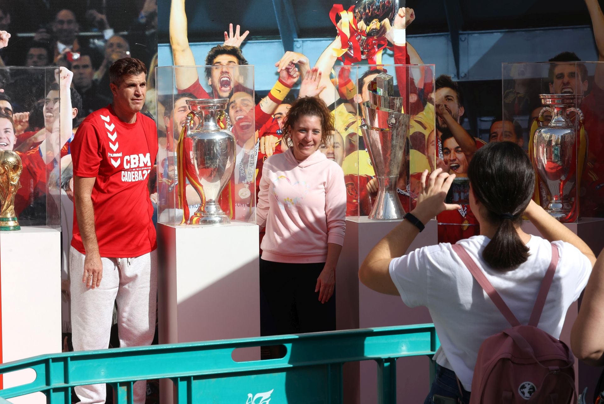 Fotos: la espectacular &#039;fan zone&#039; de la selección toma Las Tendillas