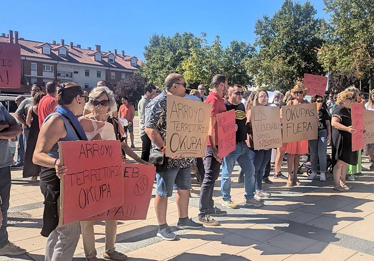 Los okupas del pueblo de Valladolid a los que la Sareb quiere 'legalizar' se defienden: «Somos gente civilizada, no salvajes»