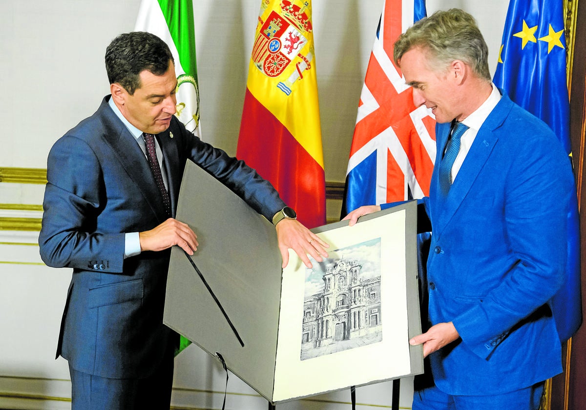 El presidente de la Junta y el embajador británico en España, este martes