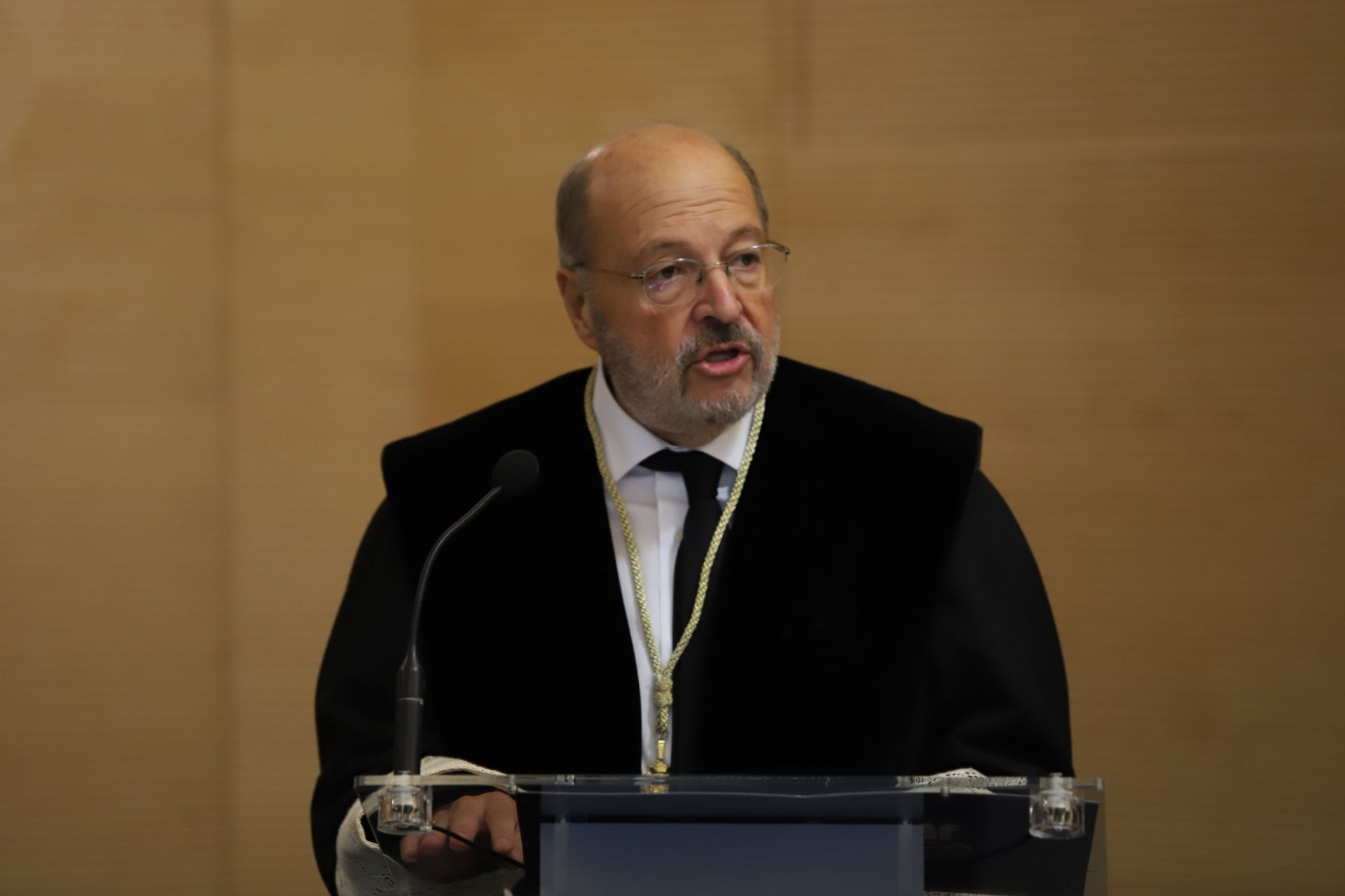 La solemne toma de posesión de José Carlos Arias como decano de los abogados de Córdoba, en imágenes