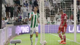 El Córdoba CF derrota al Cartagena y se hace fuerte en casa (2-1)