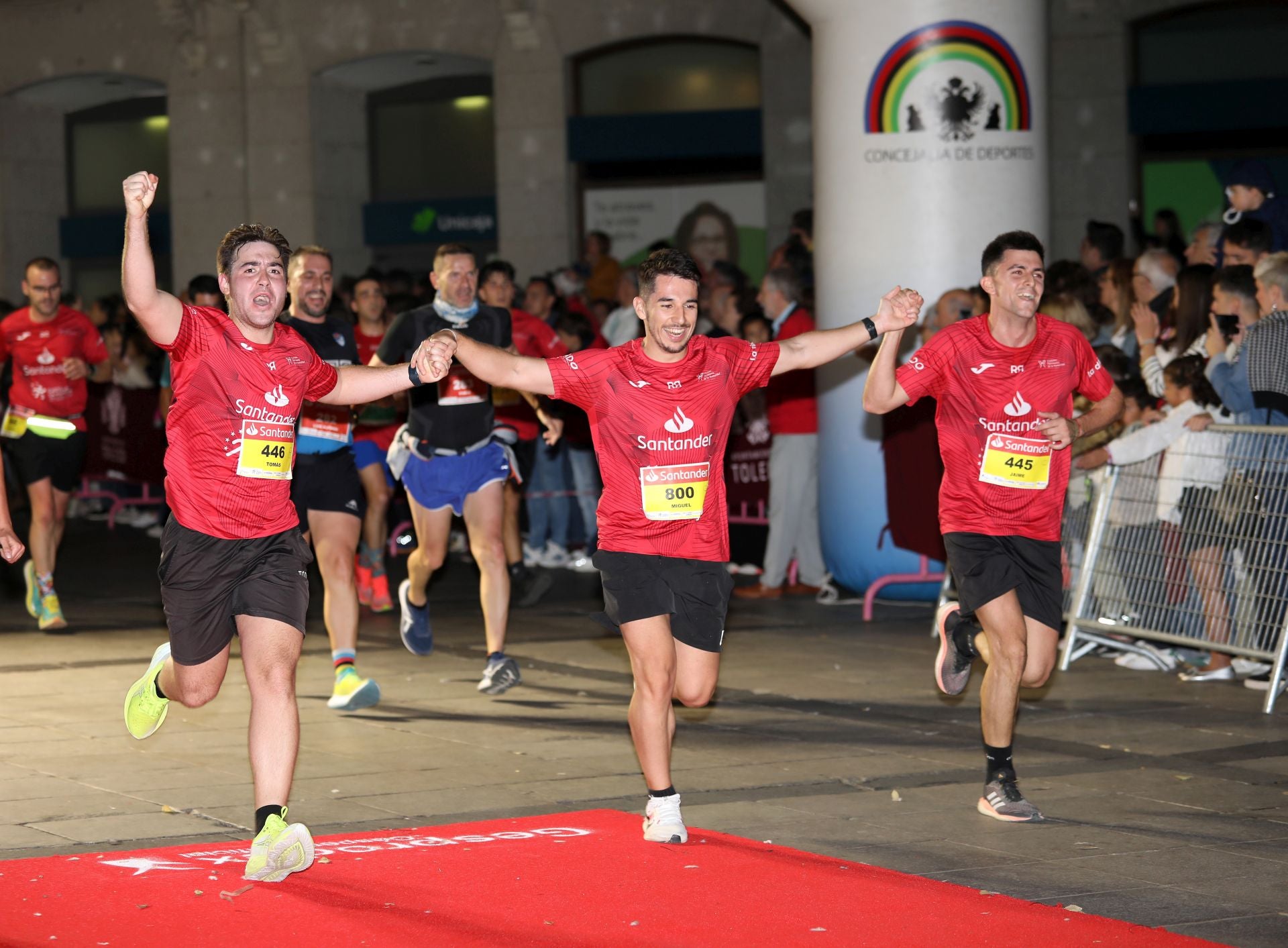 La Carrera Nocturna de Toledo, en imágenes