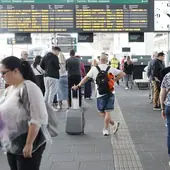 Indignación en Valencia por otro caos de la alta velocidad en Atocha y Chamartín: «Llueve sobre mojado»