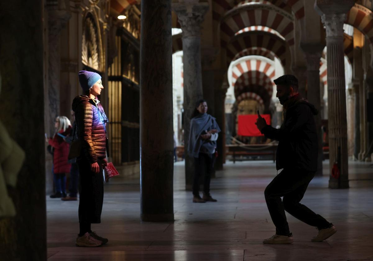 Visitantes en la Mezquita-Catedral de Córdoba