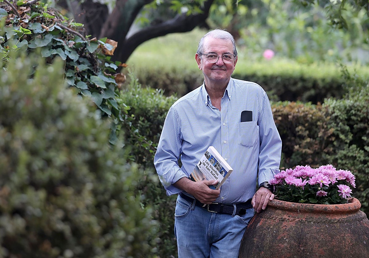 Juanjo Roig, en el Palacio de Viana, en la presentación de su libro