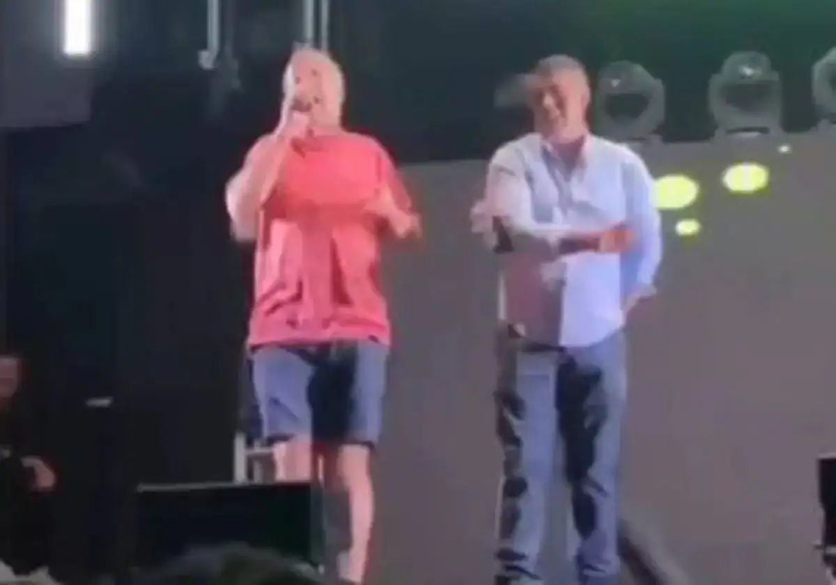 Captura del vídeo donde aparecía el alcalde de Vita cantando en las fiestas