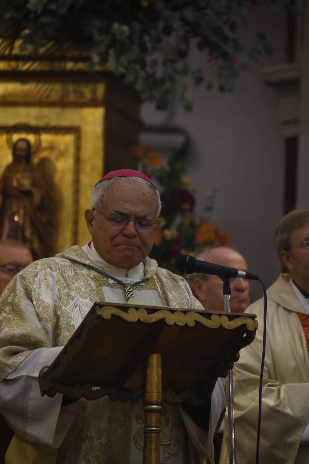 La tradicional misa de San Rafael en la iglesia del Juramento, en imágenes