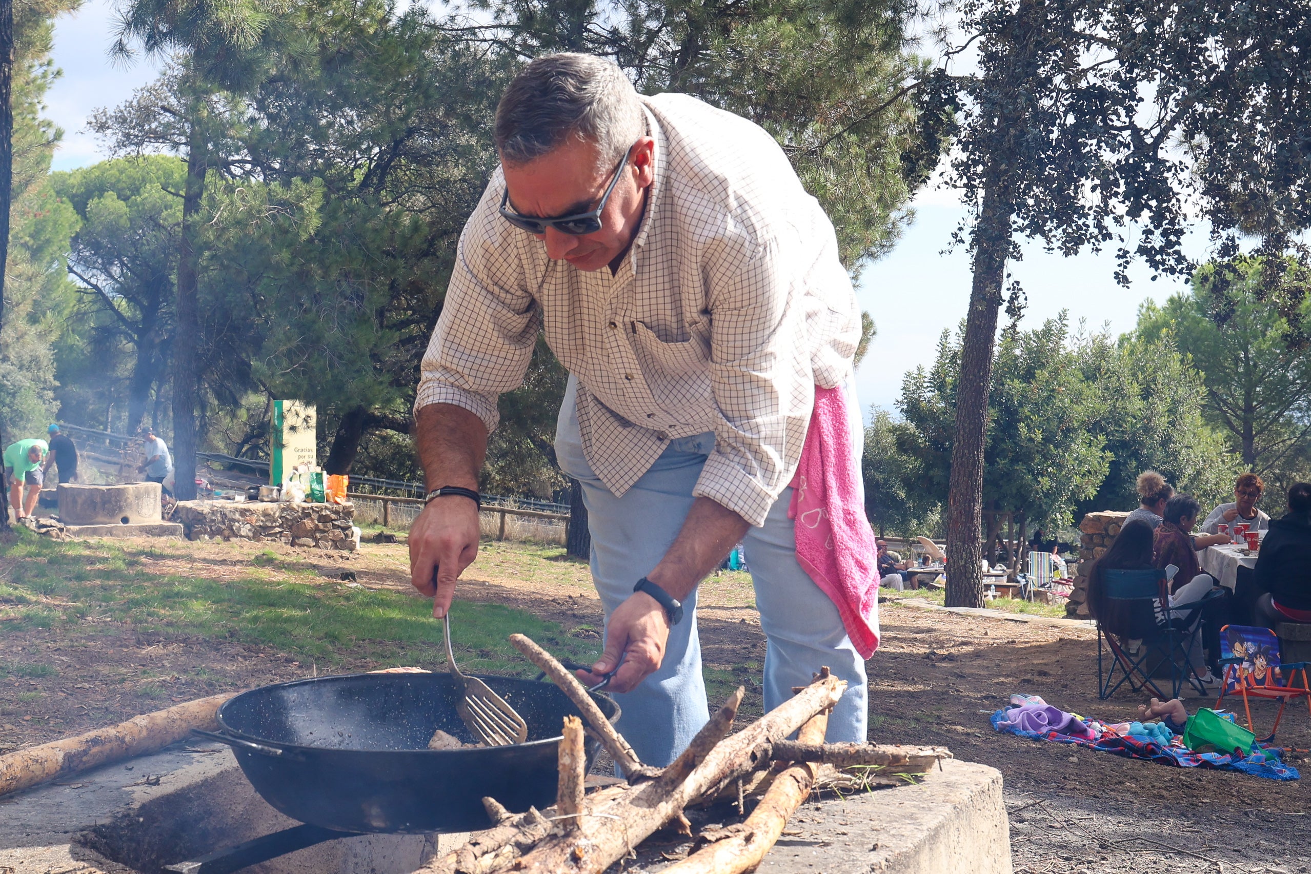 Los inigualables peroles por el Día de San Rafael en Córdoba, en imágenes