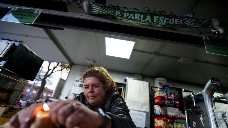 Beatriz, responsable del bar del estadio