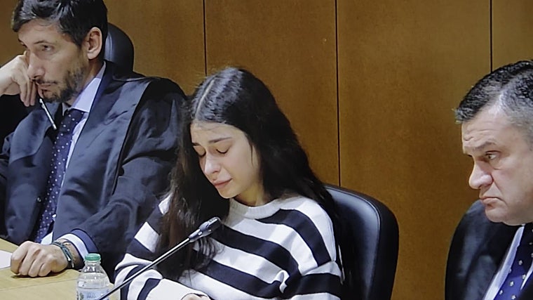 La acusada Catherine Silva, este lunes, en un momento de la declaración del padre de Samuel Luiz