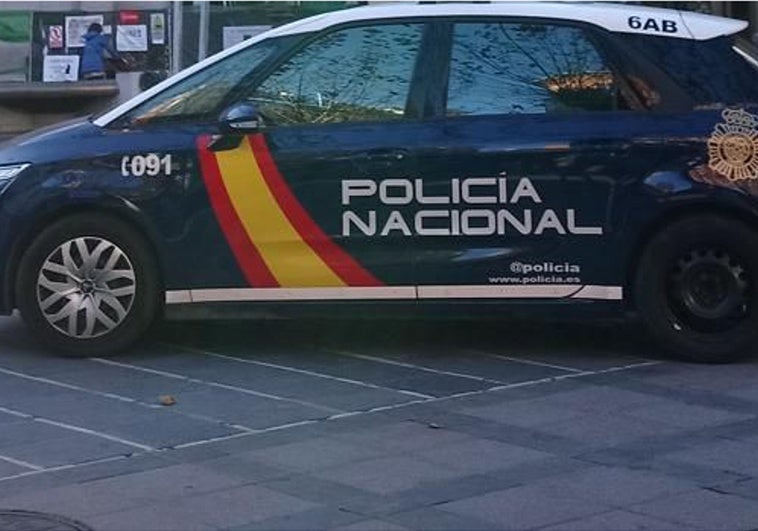 COCHE-POLICIA-R4dS2nwrirCKAfkgn2goioI-758x531@diario_abc.jpg