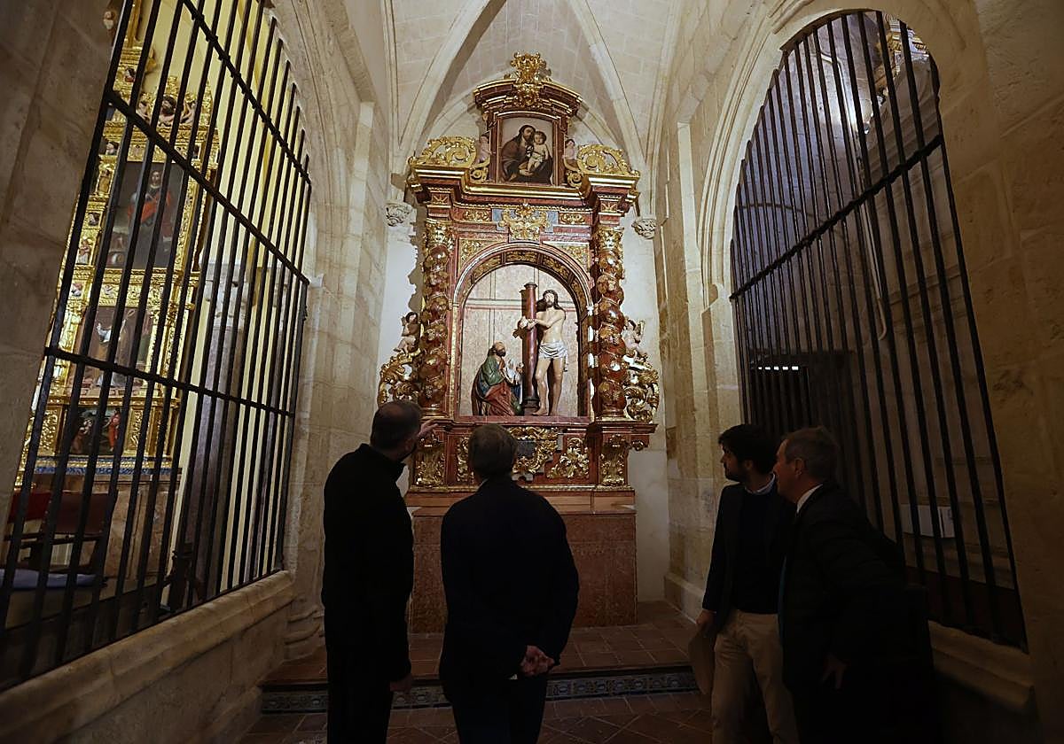 El retablo de la capilla de San José de la Mezquita-Catedral de Córdoba, tras su restauración