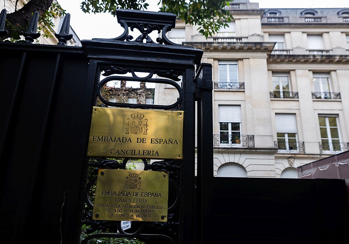 Fachada de la Embajada de España en Buenos Aires (Argentina)