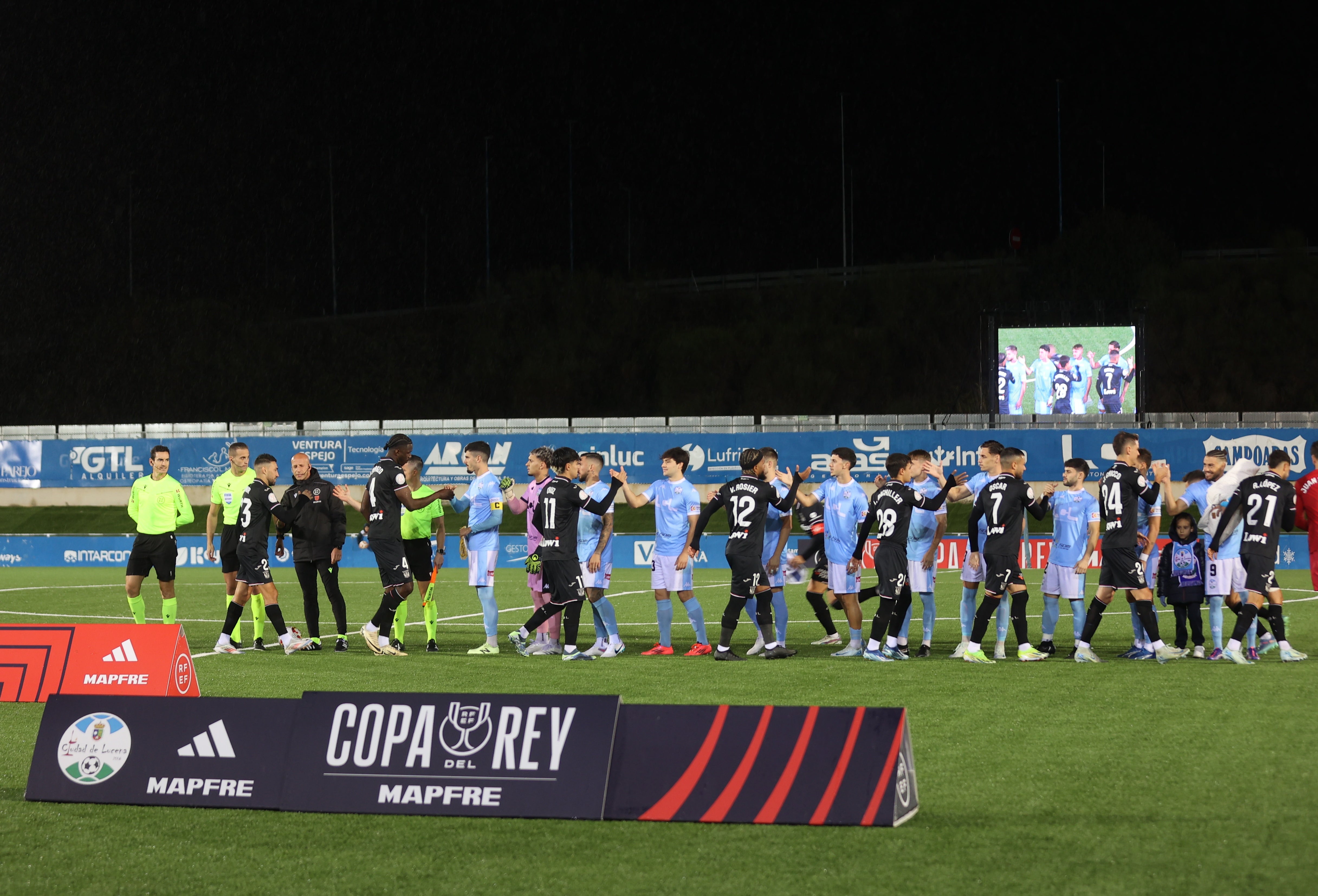 Un día histórico para el Ciudad de Lucena en la Copa del Rey, en imágenes