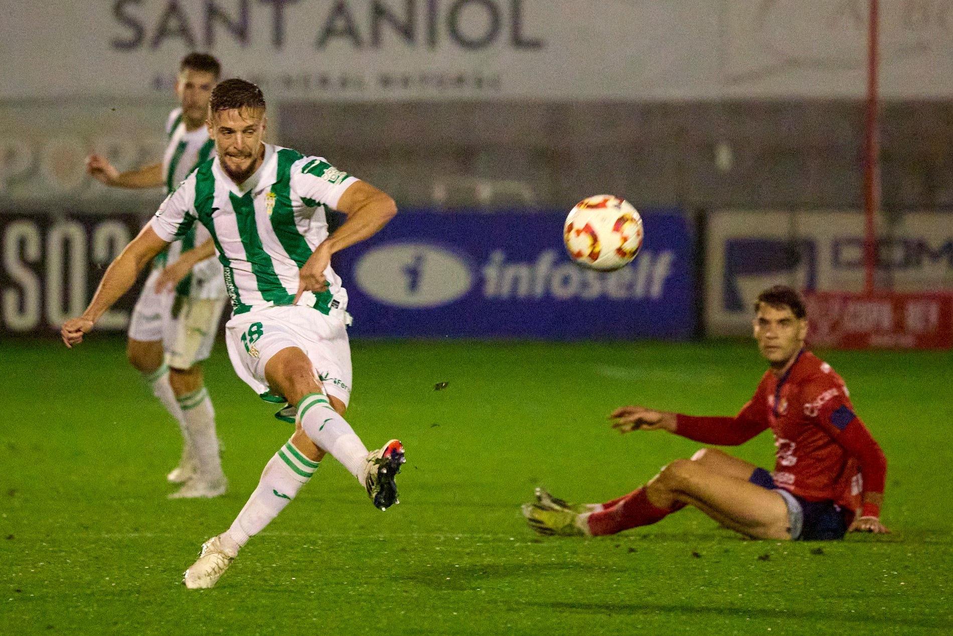 Las imágenes de la sorprendente eliminación copera del Córdoba CF en Olot