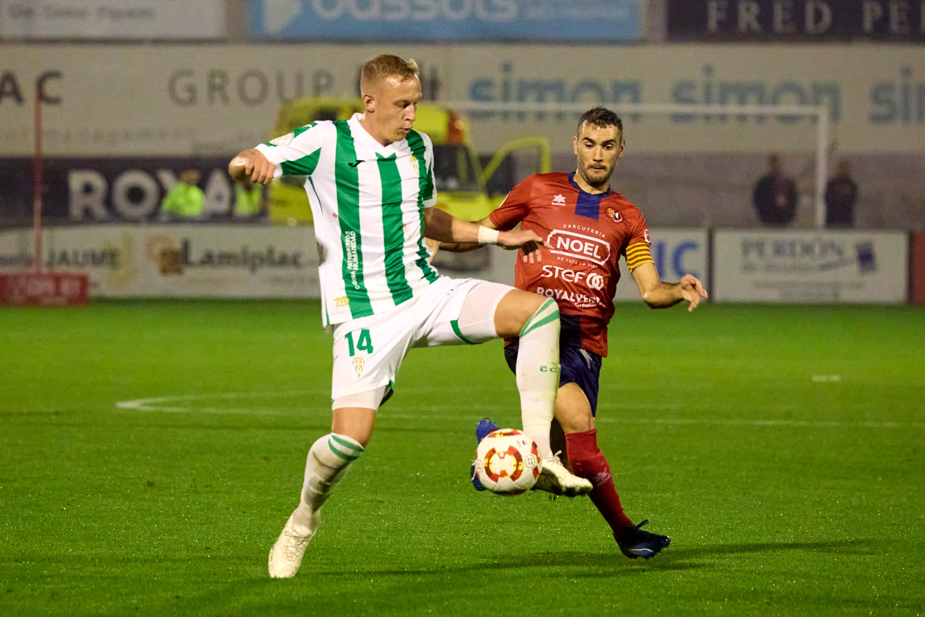 Las imágenes de la sorprendente eliminación copera del Córdoba CF en Olot