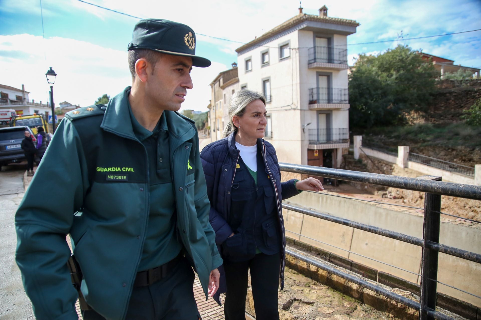 Page y Tolón visitan Letur, arrasada por la DANA