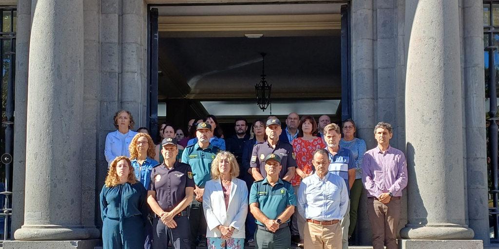 La Delegación del Gobierno de Canarias se suma al minuto de silencio por las víctimas de la dana: “Estamos consternados”