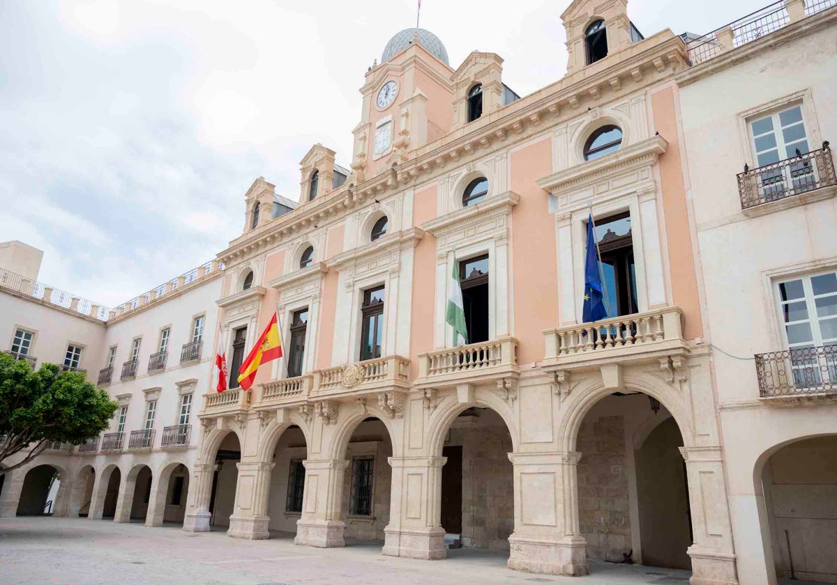 Fachada del edificio del Ayuntamiento de Almería