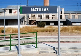 Restablecida la línea ferroviaria entre Madrid y Barcelona al limpiar la vía por el tren descarrilado en Matillas